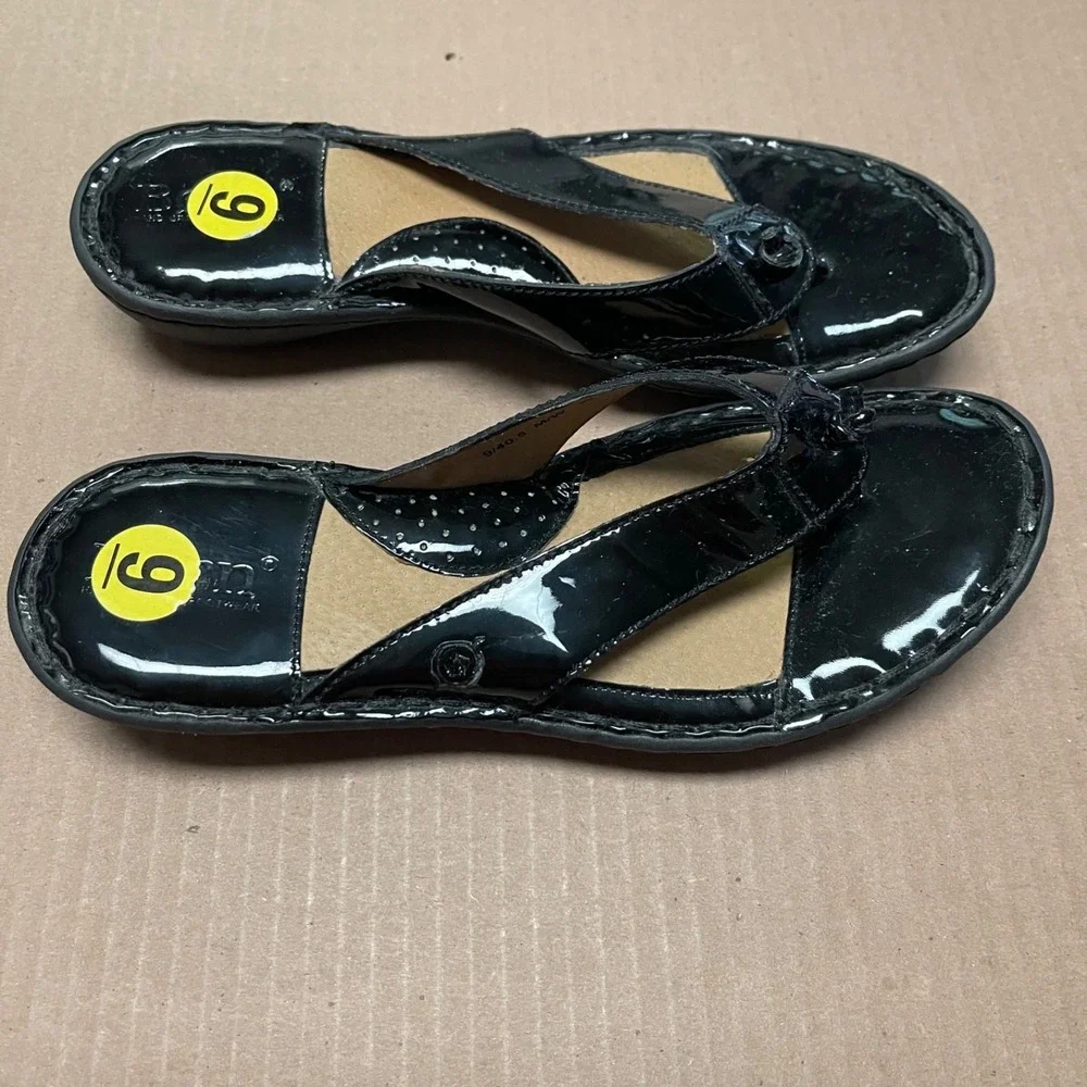 b.ø.c. Børn Concept Black Patent Alisha Flip Flops Womens US 9 Boho Beach NWOT